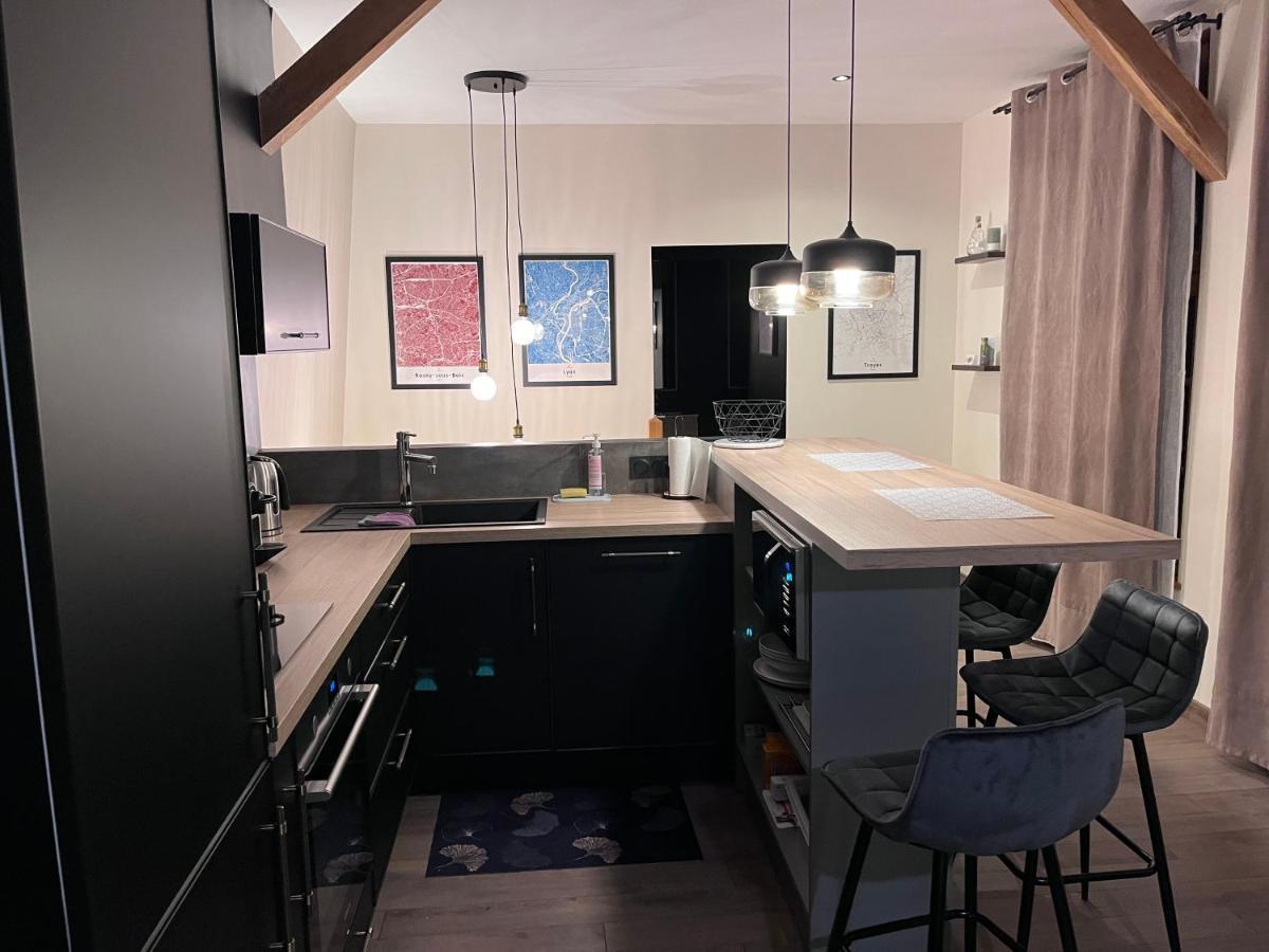 טרואה Appartement 2 Chambres - Saint Pierre מראה חיצוני תמונה